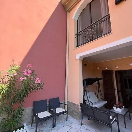 Viola Casa Vacanze Σπίτι διακοπών Villasimius